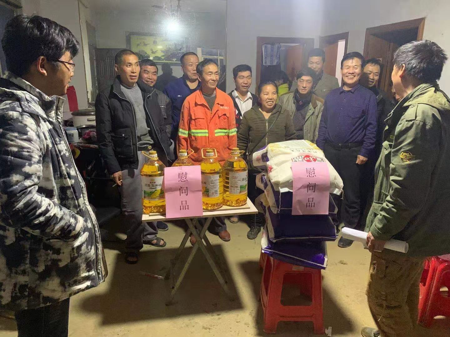2“湘融湘愛”農民工服務.jpg