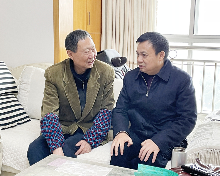 12曹才勇慰問__副本.jpg