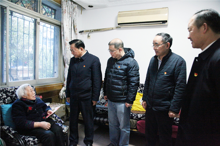 1周雄飛慰問石碧玉IMG_1578_副本.jpg