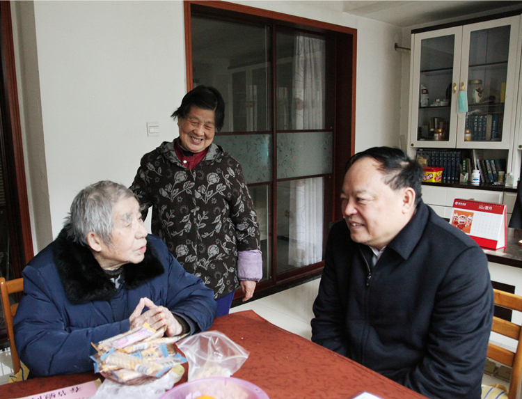 9龔智輝慰問IMG_2030_副本.jpg